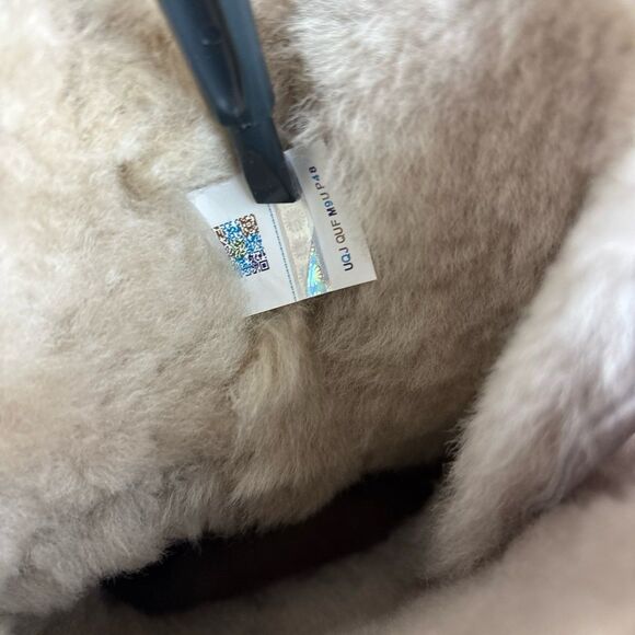 New Women's 9 UGG Boots Bailey Bow Light Purple Lavender Suede w/ Purple Soles - Picture 10 of 11